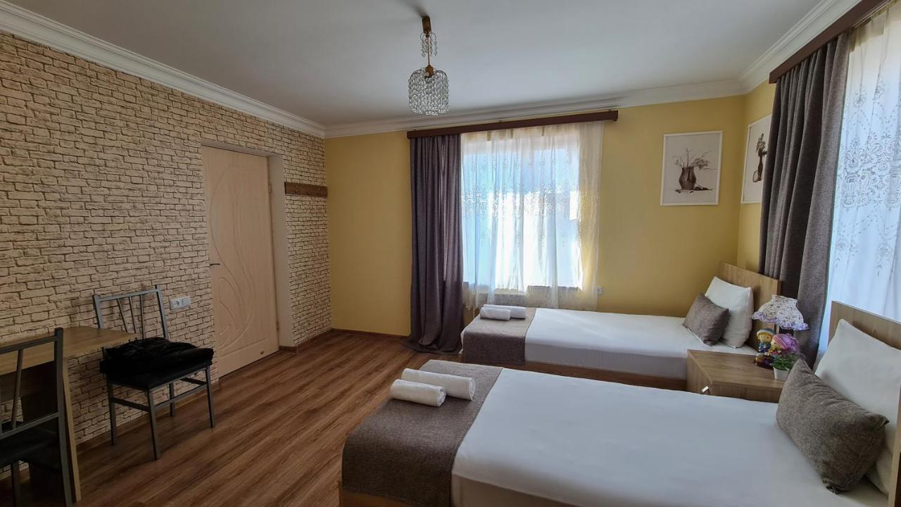 Seva Guesthouse And Cottages Bjurakan Kültér fotó